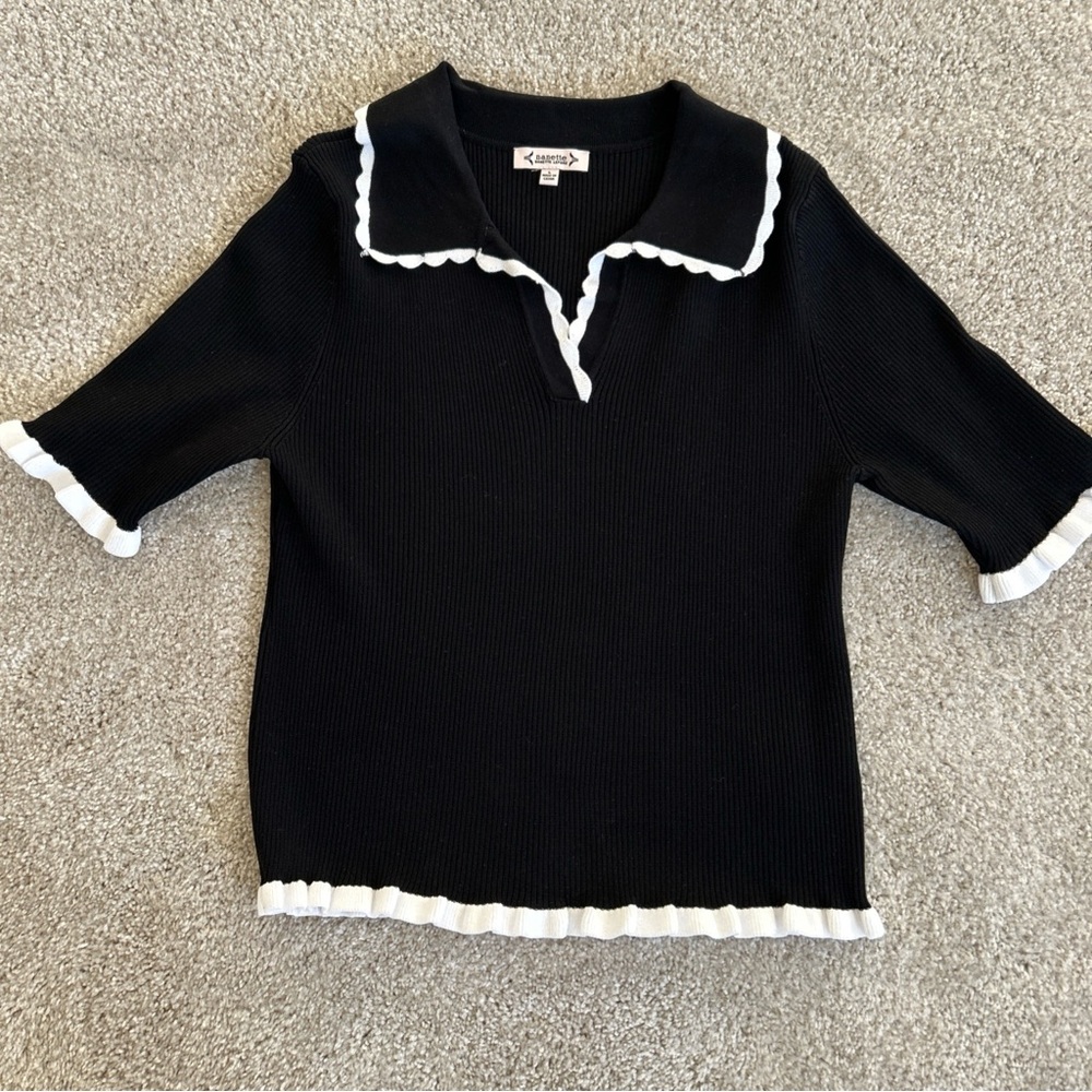 Nanette Lepore Black and White Ruffle Trim Sweater Short Sleeve 
Size L